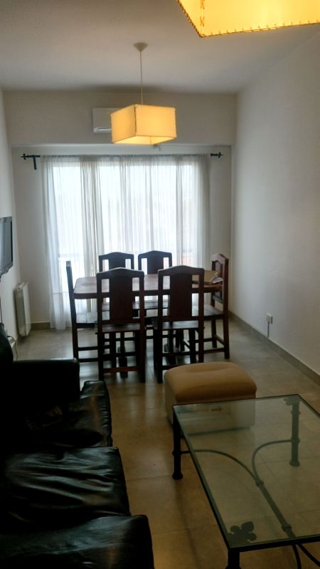 VENDO DEPARTAMENTO DE 2 DORMITORIOS EN TRES CERRITOS SOBRE CALLE REYES CATOLICOS AL 1500. SALTA