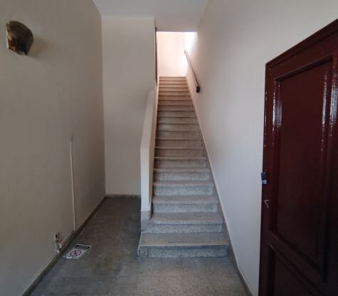 ALQUILER DE OFICINAS EN SALTA. CALLE JURAMENTO 109. EN TRES NIVELES