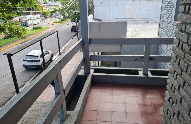 ALQUILER DE CASAS EN SALTA. GRAL. GUEMES 112, IDEAL CONSULTORIOS, EMPRESAS.